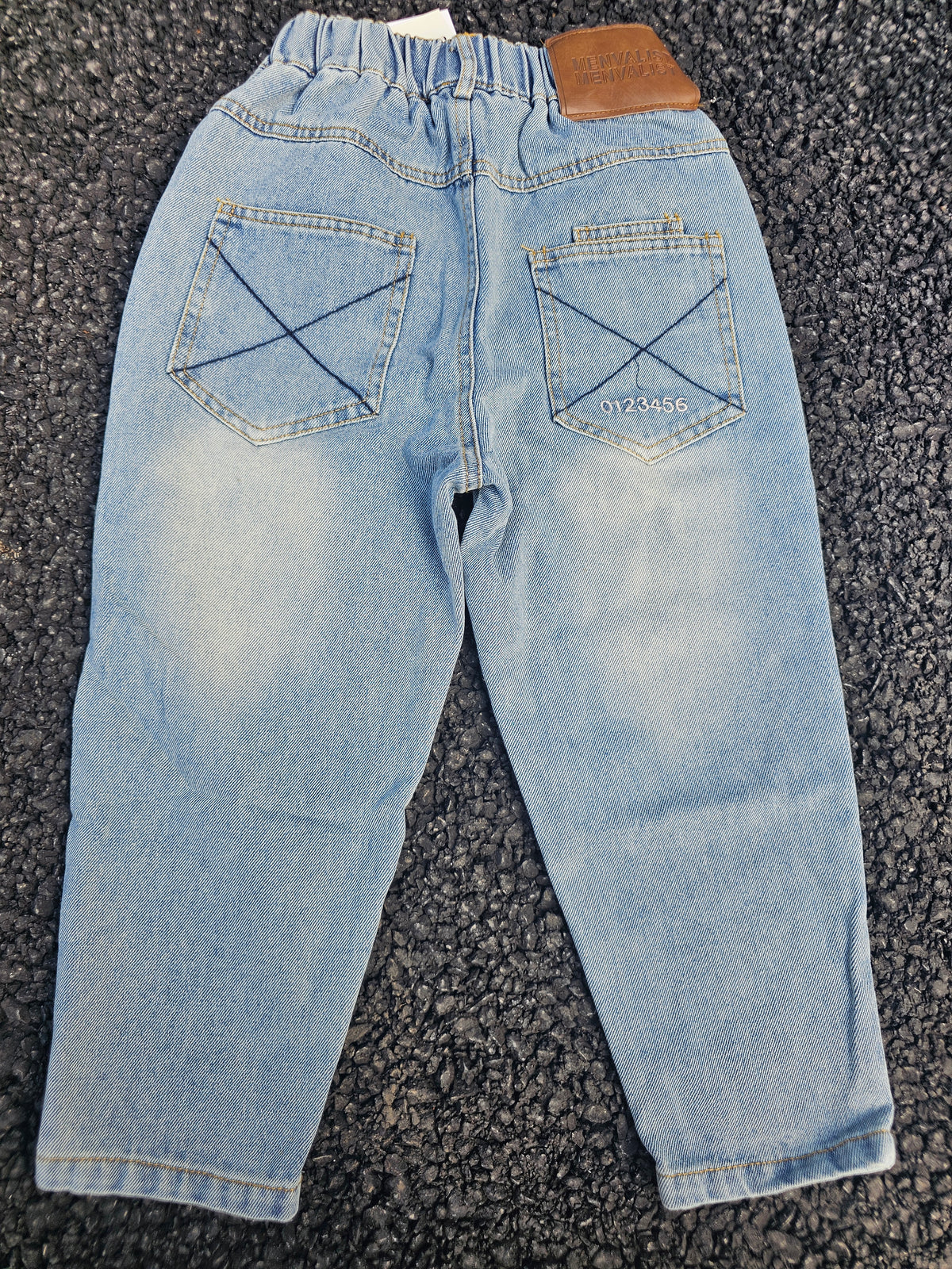 Trendy Kids Light Wash Denim Jeans – Comfy & Cool Everyday Style