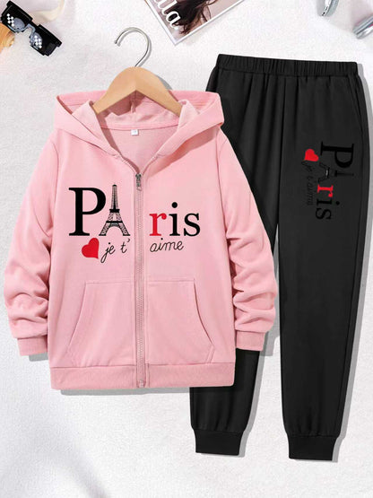 Fall in love with comfort and style in this adorable Paris-Inspired Hoodie & Sweatpants Set! 💕